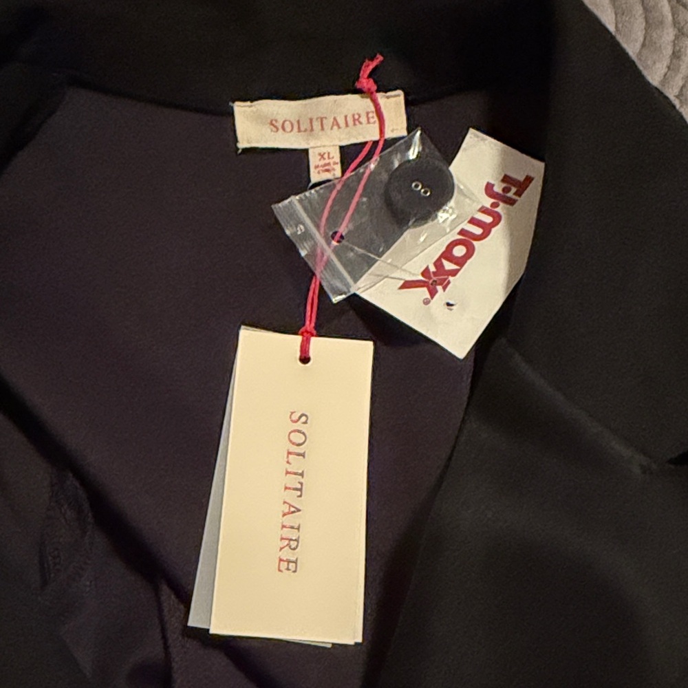 Solitaire Black Women's Blazer Jacket - Picture 4 of 6